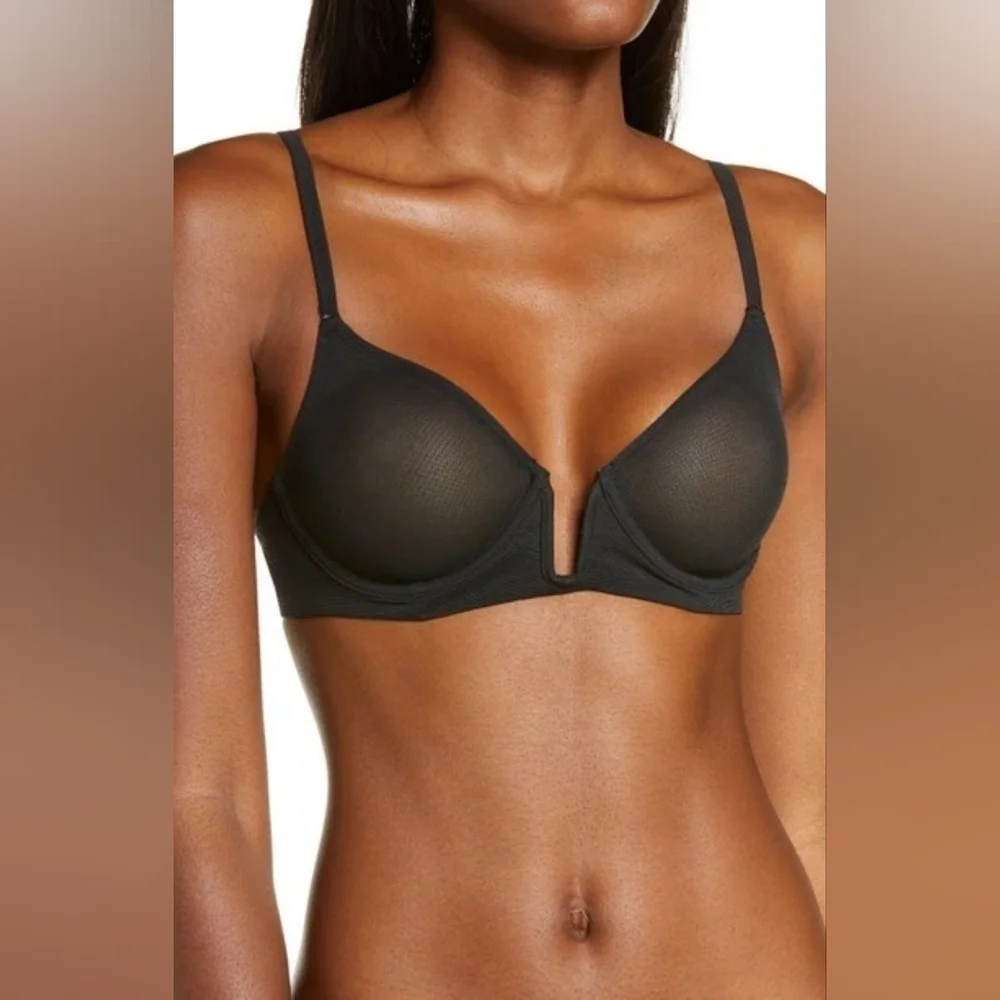 SKIMS Mesh One Wire Plunge Bra